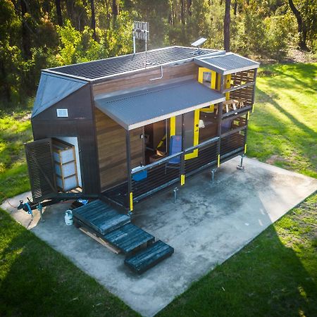 Ocean Breeze Tiny House - Ocean And Lake View Mallacoota Kültér fotó